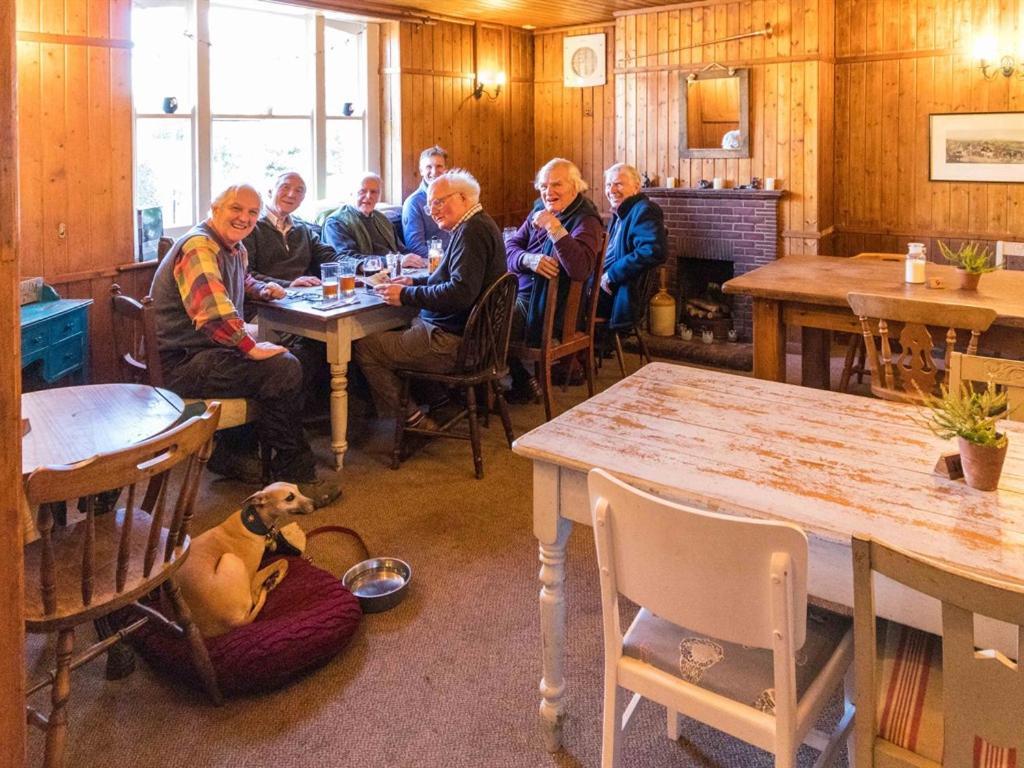 Three Horseshoes Inn Powerstock Zewnętrze zdjęcie